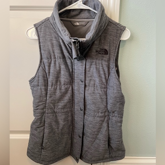 North Face Vest - Picture 1 of 6
